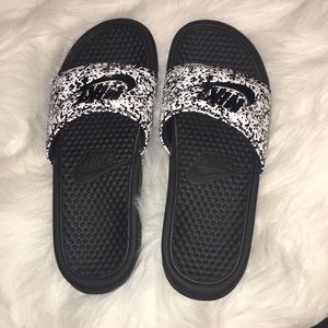 Nike womans slides